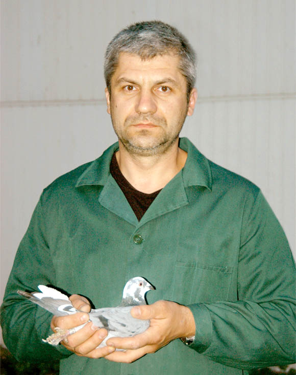 Грыцив О.Я. Третье место среди молодых голубей 2005 года
